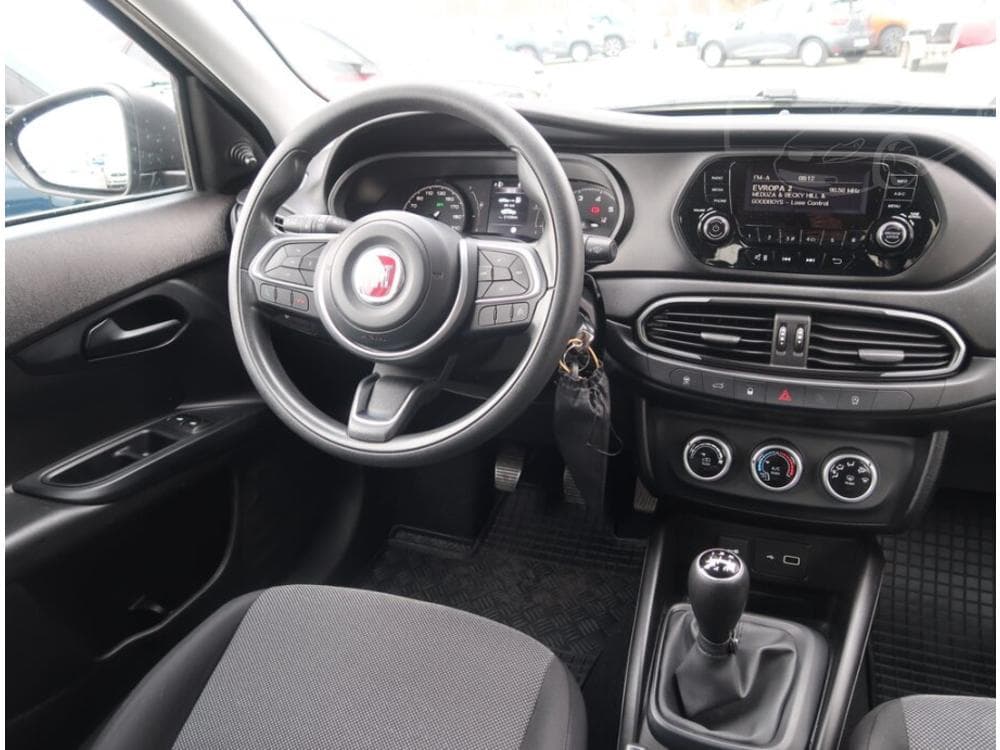 2024 Fiat TIPO - 25