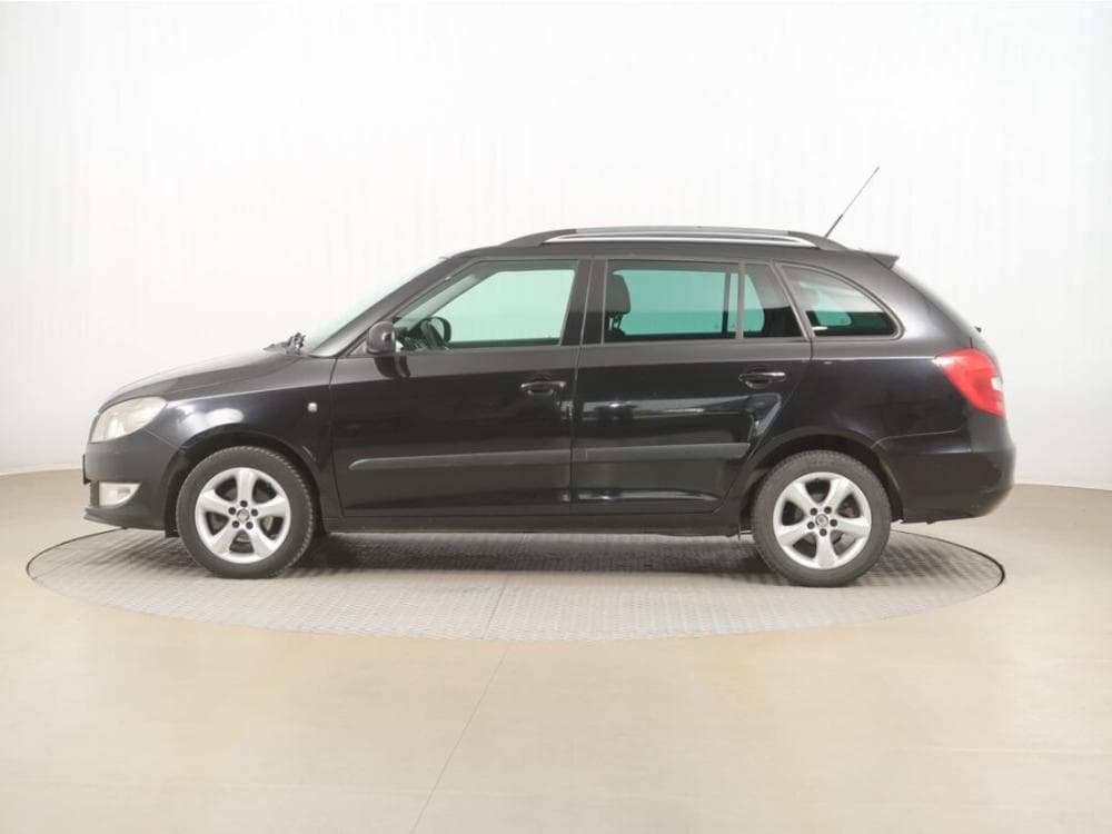 2010 Škoda FABIA - 3