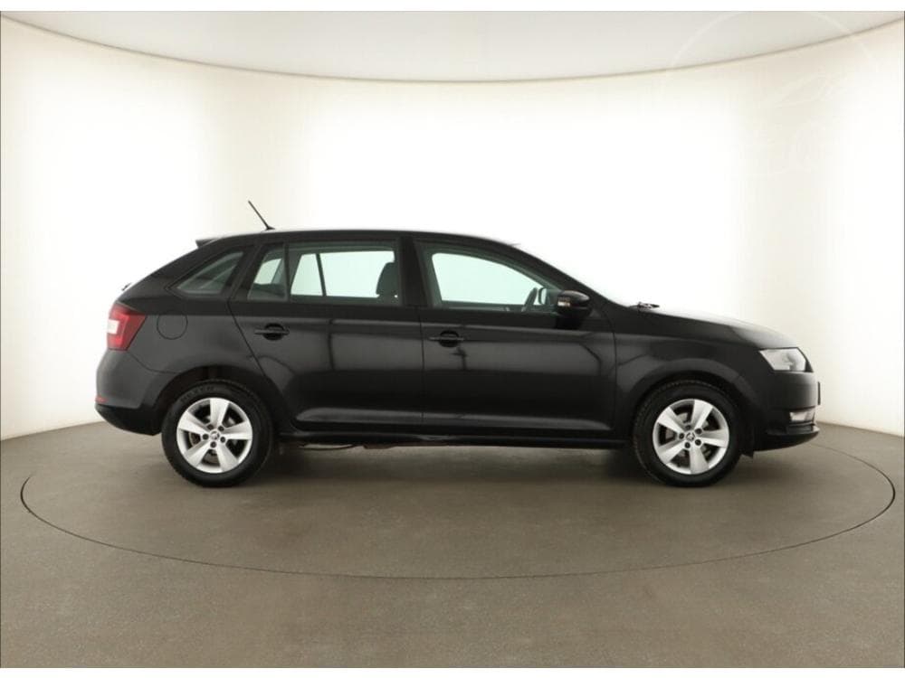 2019 Škoda RAPID - 11