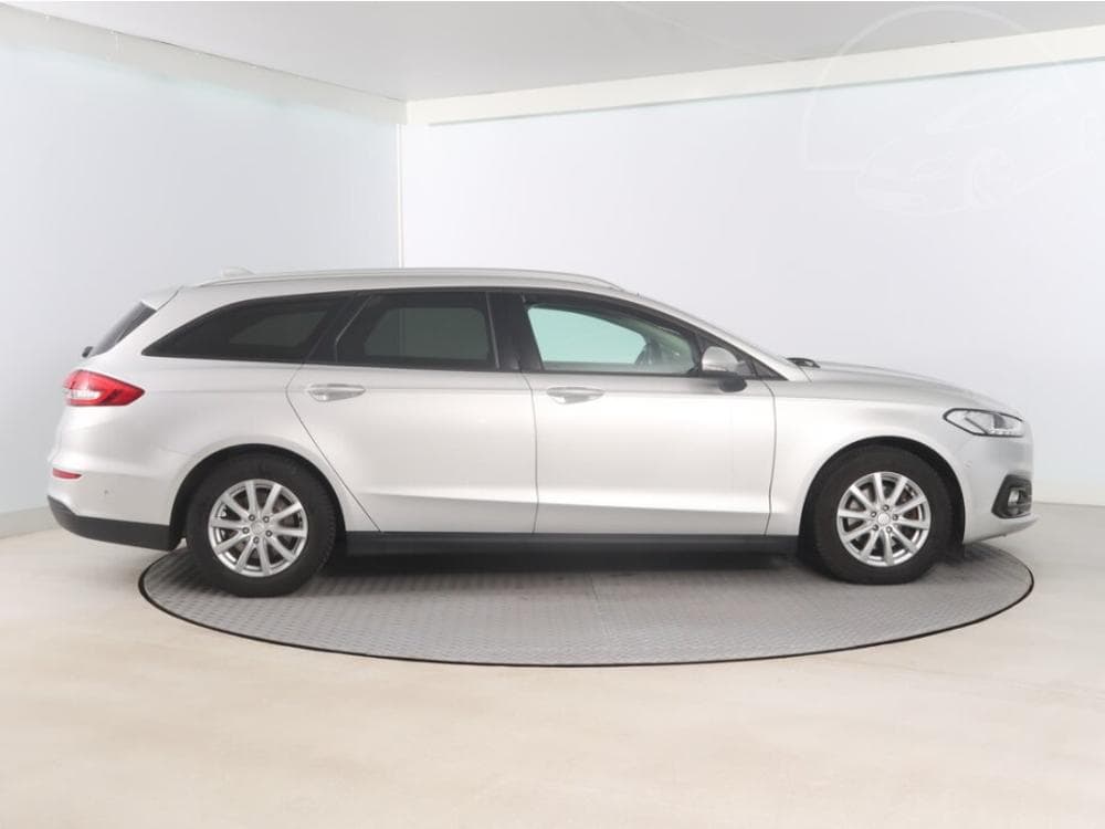 2020 Ford MONDEO - 16