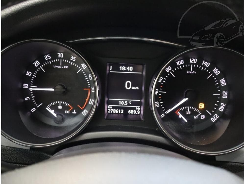2015 Škoda SUPERB - 11