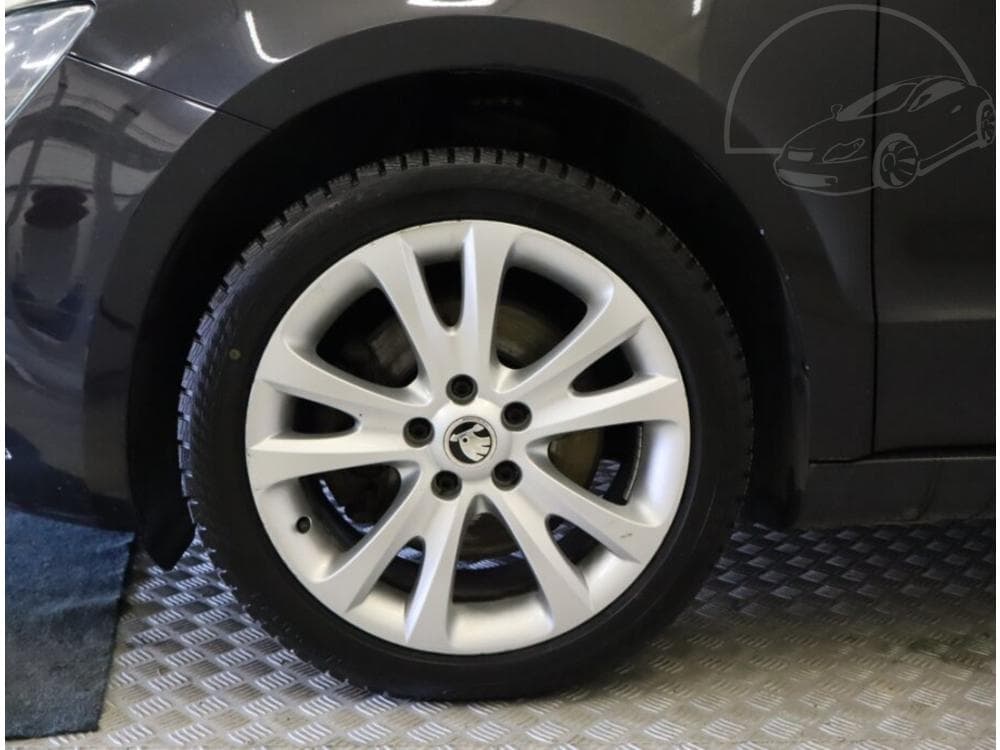 2015 Škoda SUPERB - 15