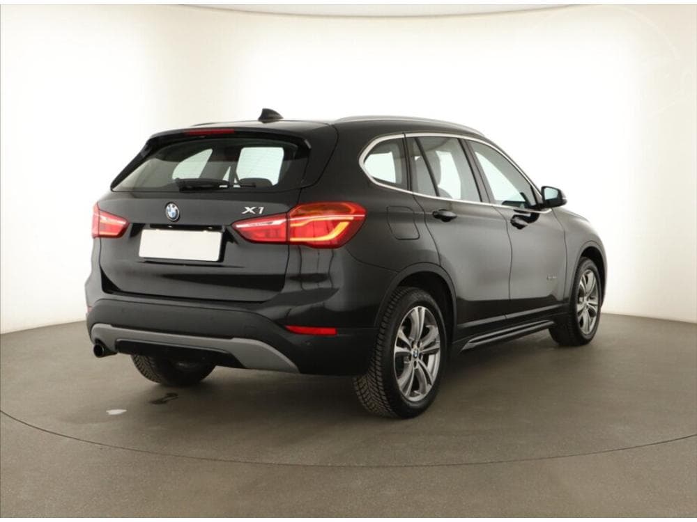 2017 BMW X1 - 17