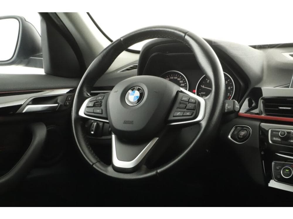2017 BMW X1 - 37