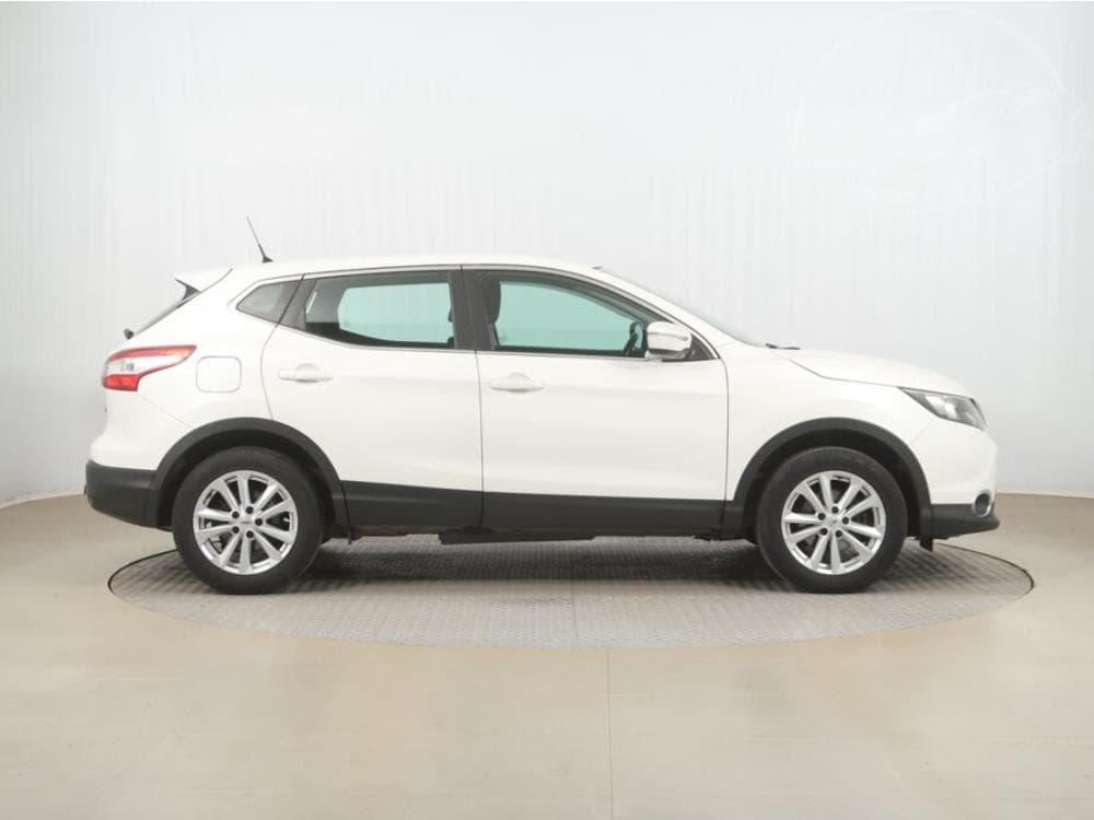 2014 Nissan QASHQAI - 11