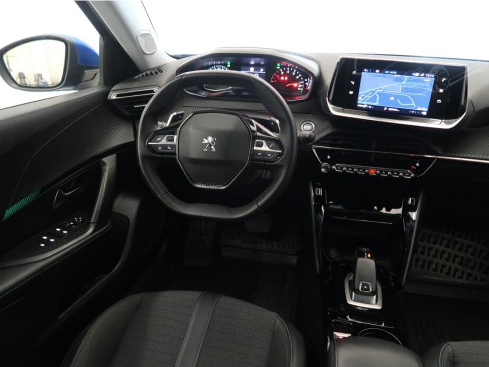 2021 Peugeot 2008 - 13