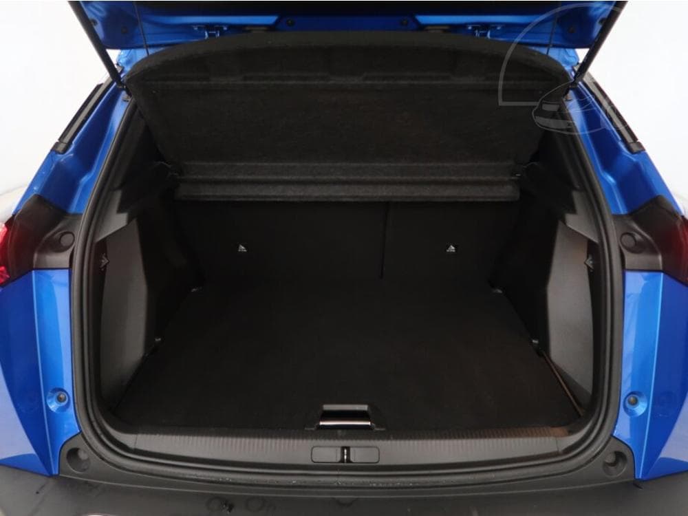 2021 Peugeot 2008 - 25