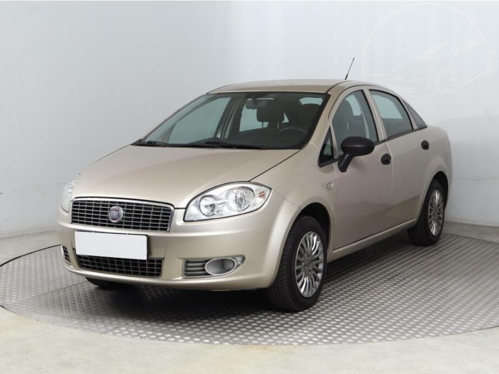 2010 Fiat LINEA - 2