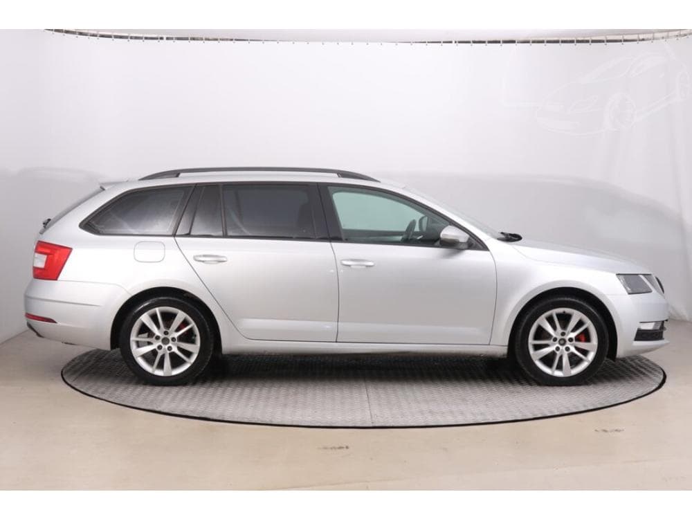 2019 Škoda OCTAVIA - 6