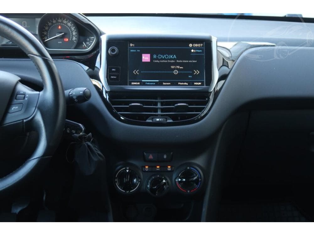2019 Peugeot 208 - 23