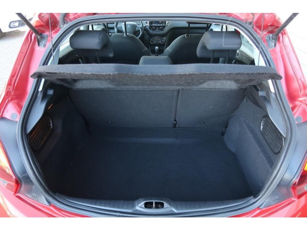2019 Peugeot 208 - 25