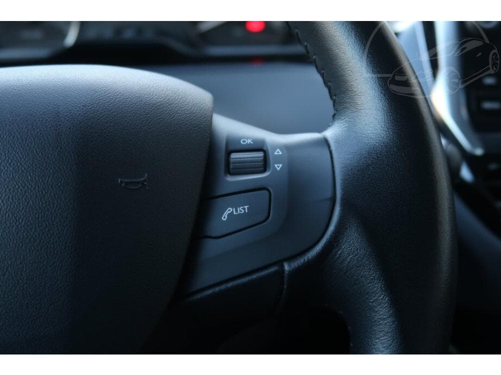 2019 Peugeot 208 - 29