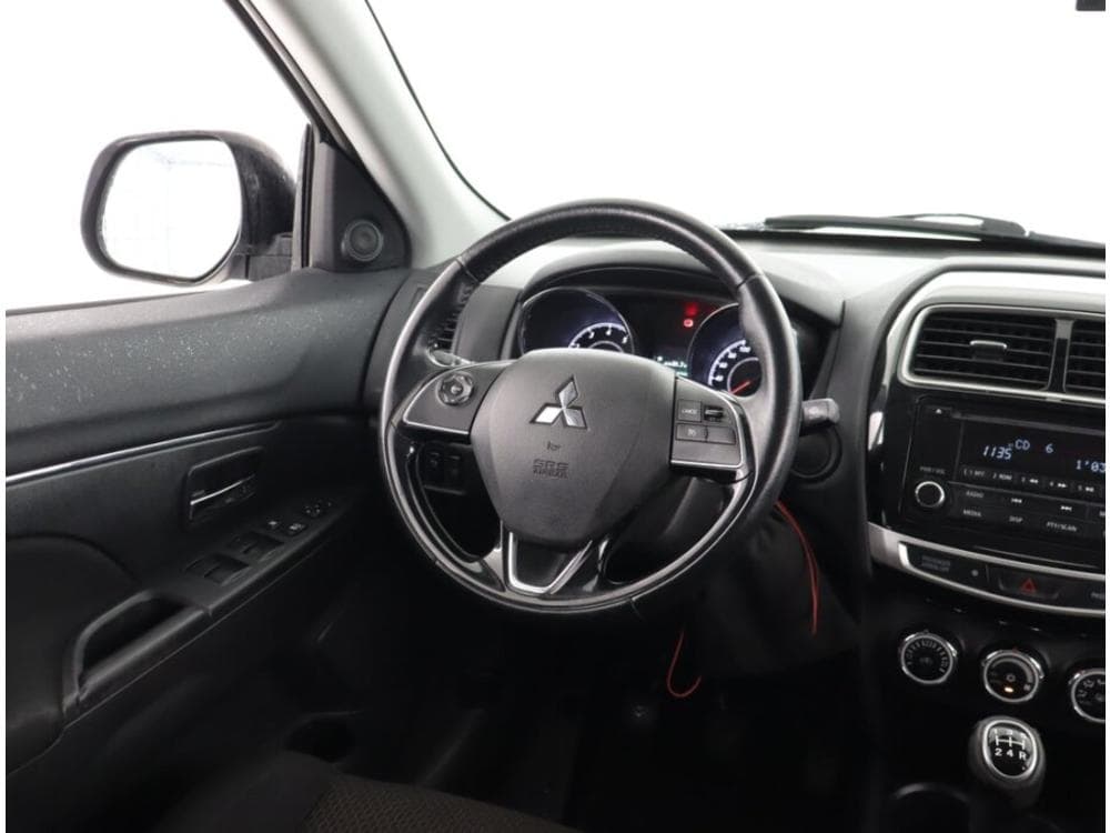 2015 Mitsubishi ASX - 13