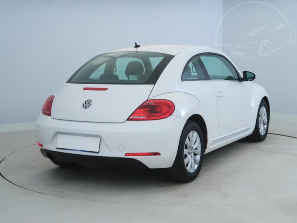2013 Volkswagen BEETLE - 9