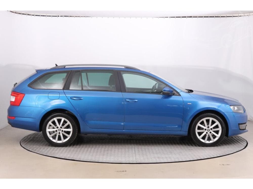 2016 Škoda OCTAVIA - 11
