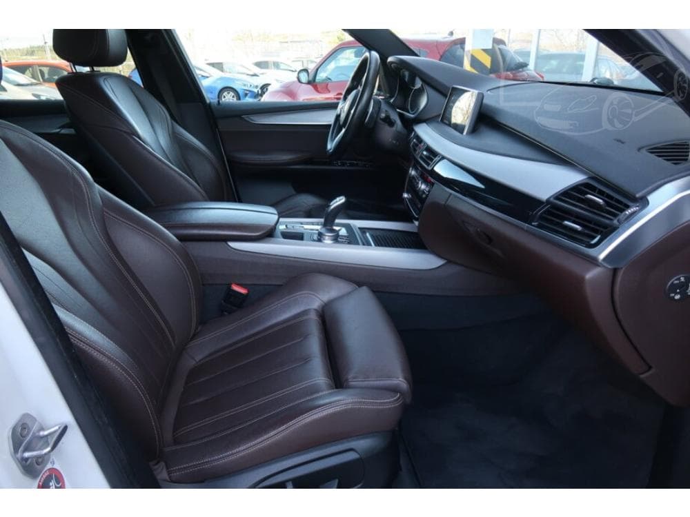 2018 BMW X5 - 17