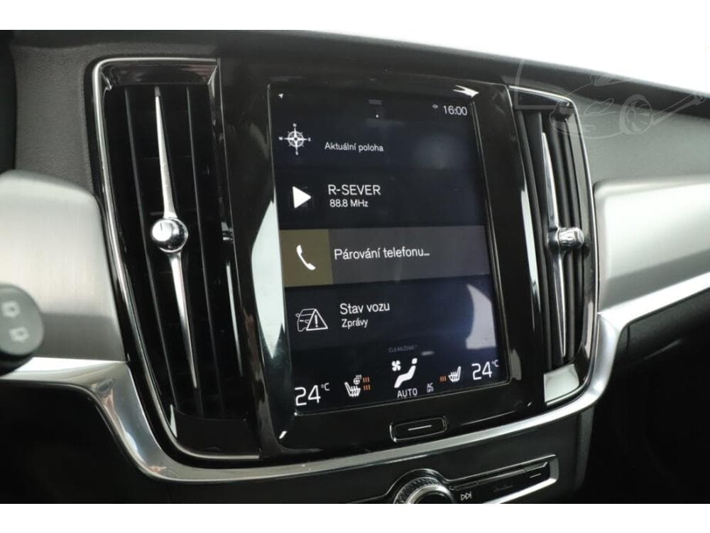 2019 Volvo V90 - 49