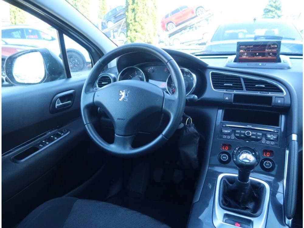 2011 Peugeot 3008 - 7