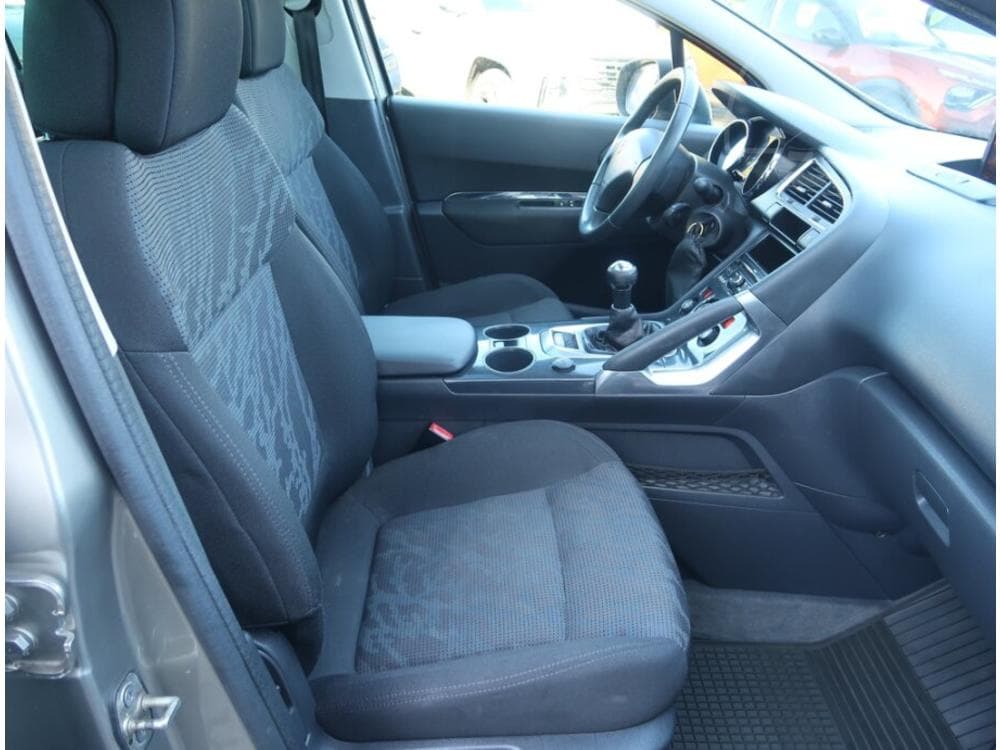 2011 Peugeot 3008 - 9