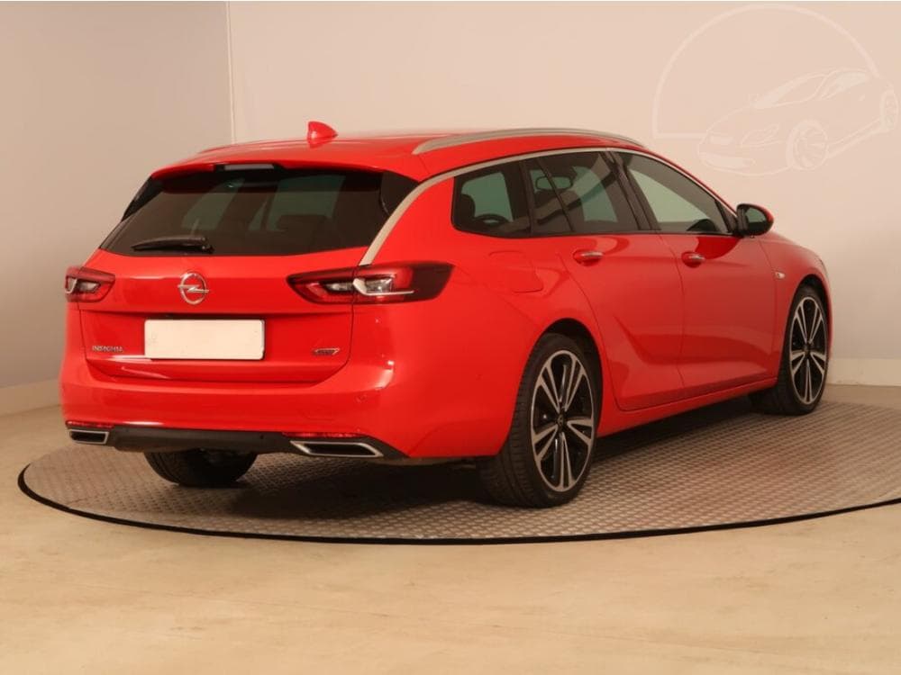 2018 Opel INSIGNIA - 9