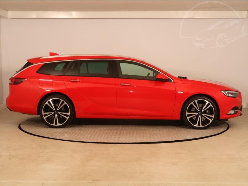 2018 Opel INSIGNIA - 11
