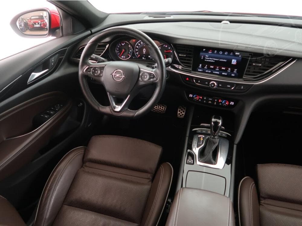 2018 Opel INSIGNIA - 13