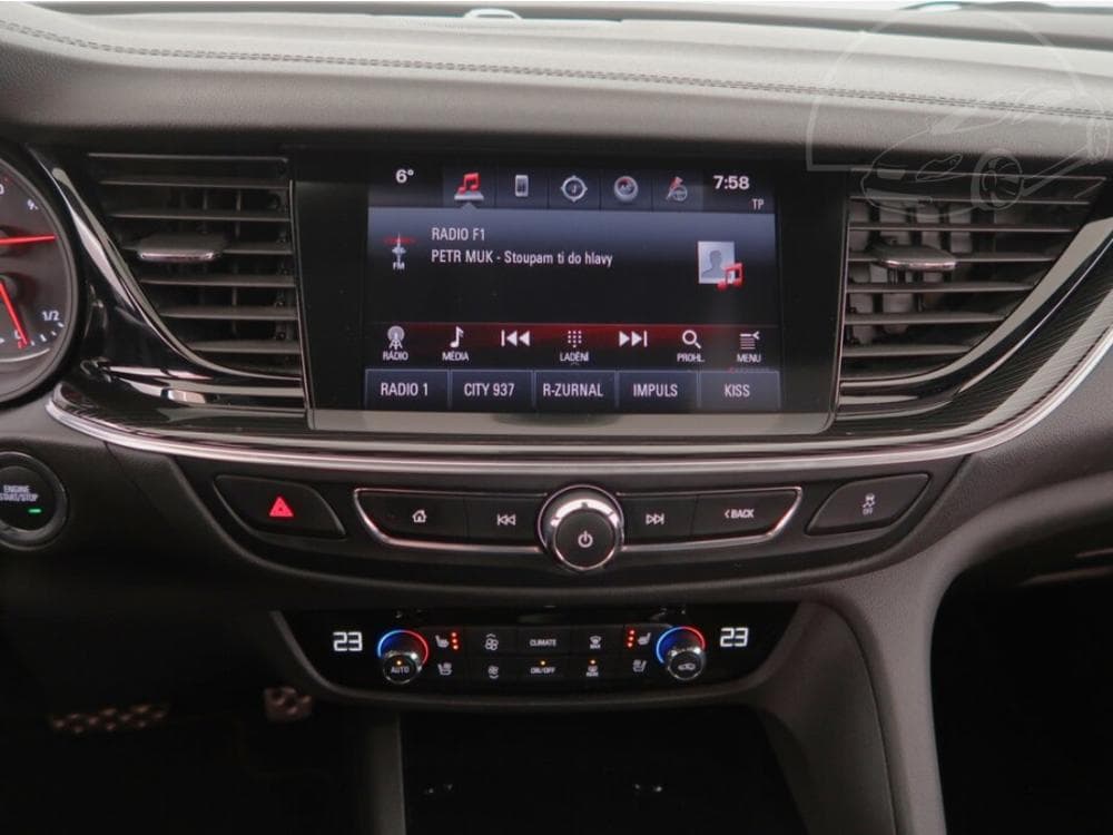 2018 Opel INSIGNIA - 23