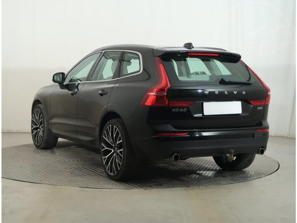 2020 Volvo XC60 - 7