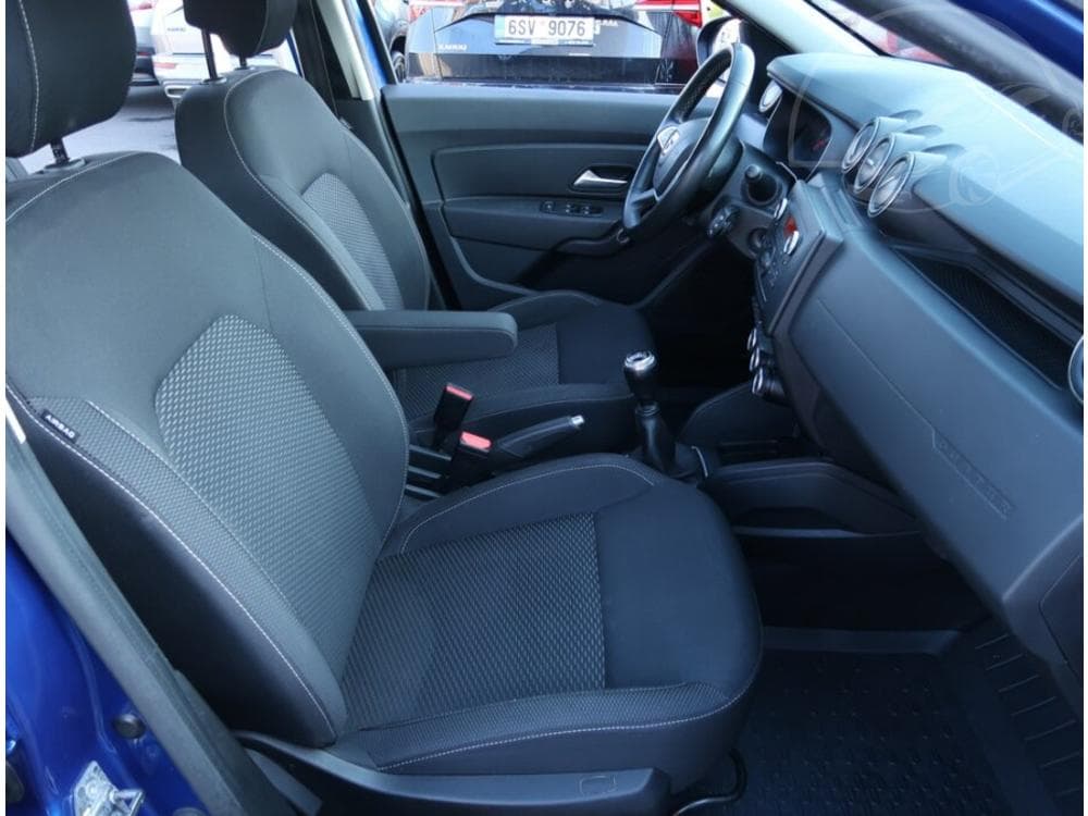 2021 Dacia DUSTER - 25