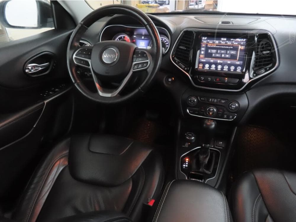 2019 Jeep CHEROKEE - 13