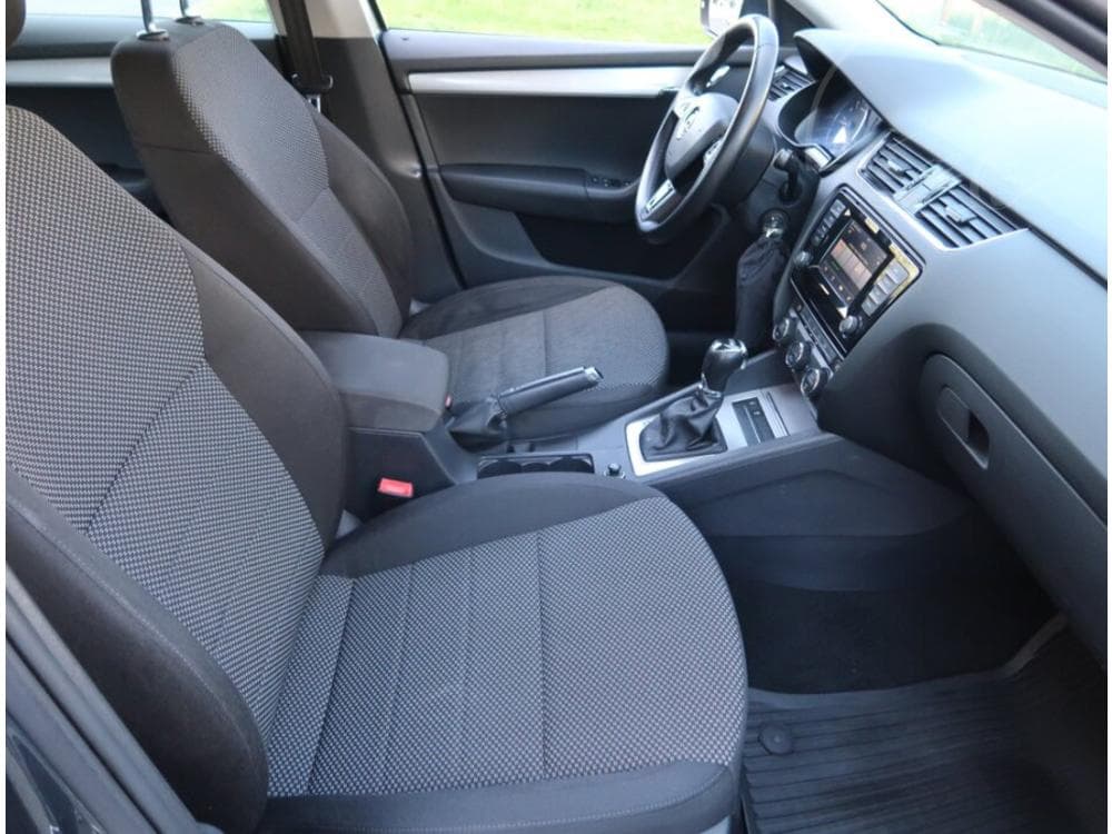 2014 Škoda OCTAVIA - 17