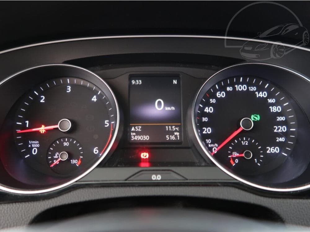 2016 Volkswagen PASSAT - 21