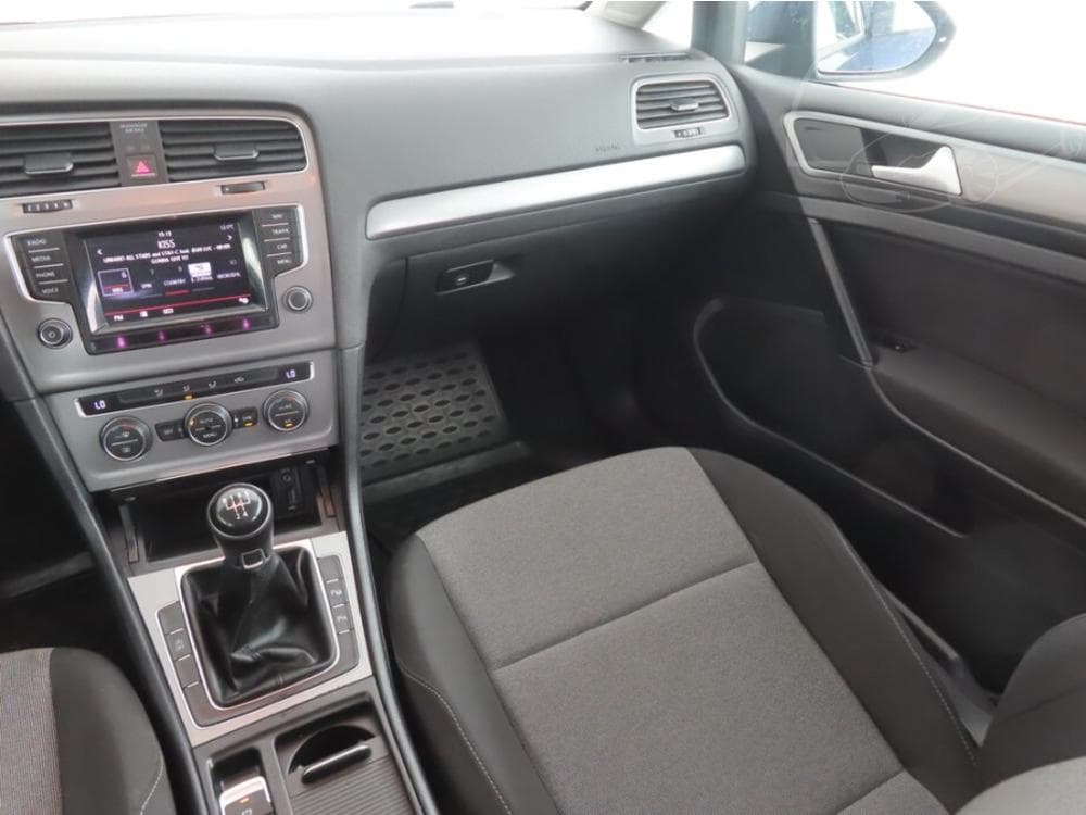 2014 Volkswagen GOLF - 8