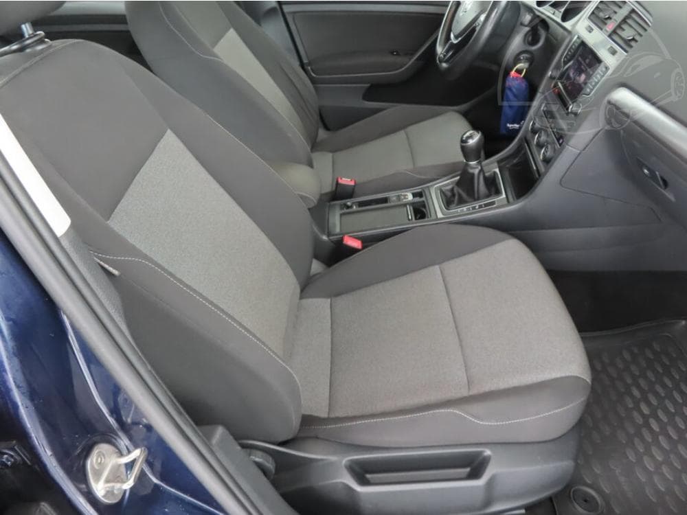 2014 Volkswagen GOLF - 9
