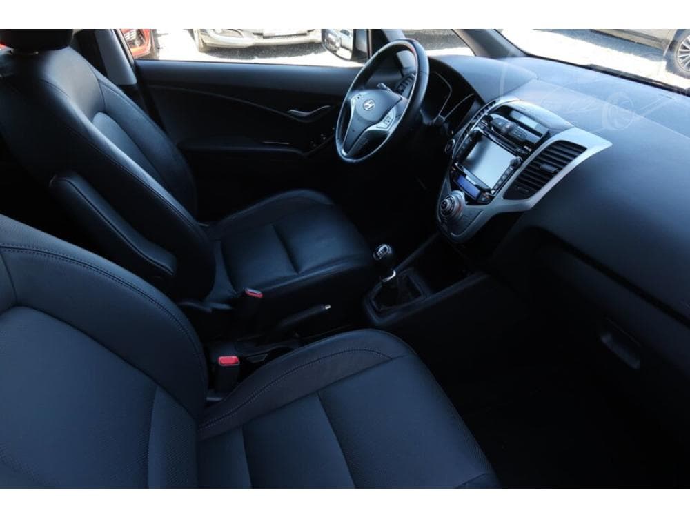 2016 Hyundai ix20 - 25