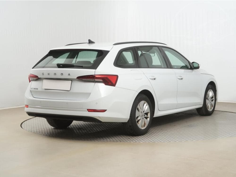 2021 Škoda OCTAVIA - 17