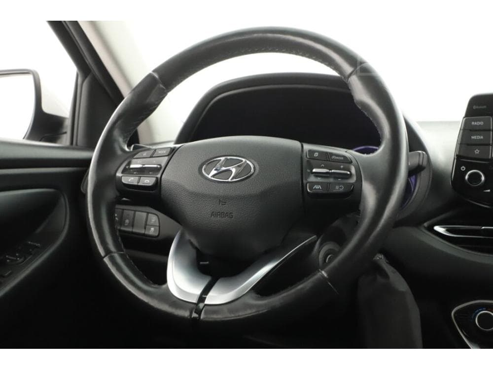 2021 Hyundai i30 - 21