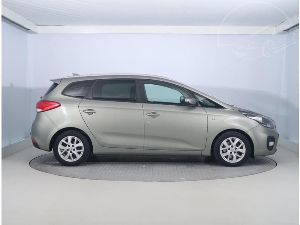 2017 Kia CARENS - 16