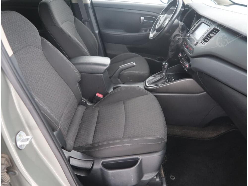 2017 Kia CARENS - 25