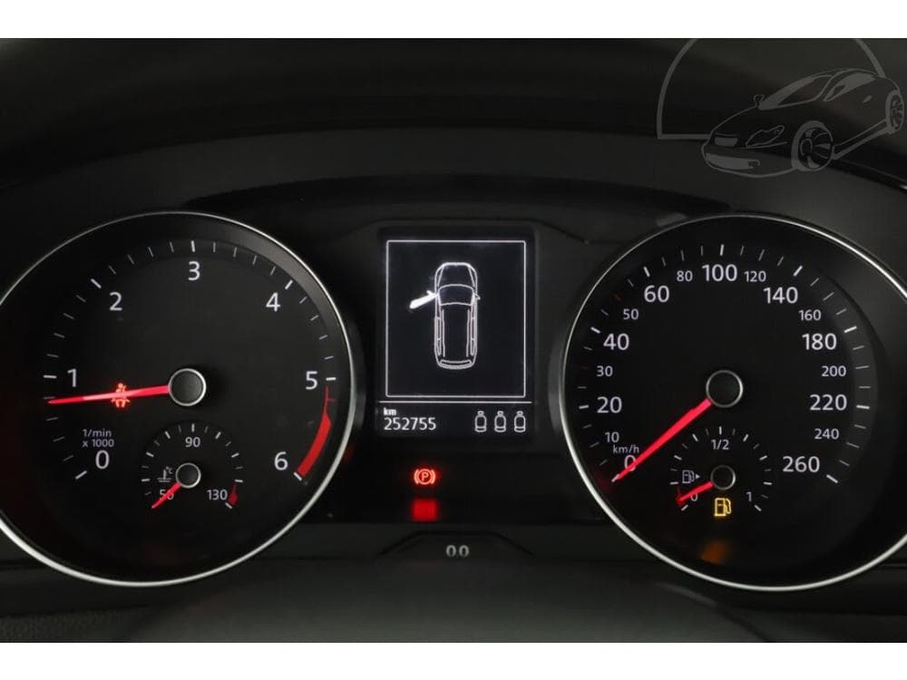 2018 Volkswagen PASSAT - 15