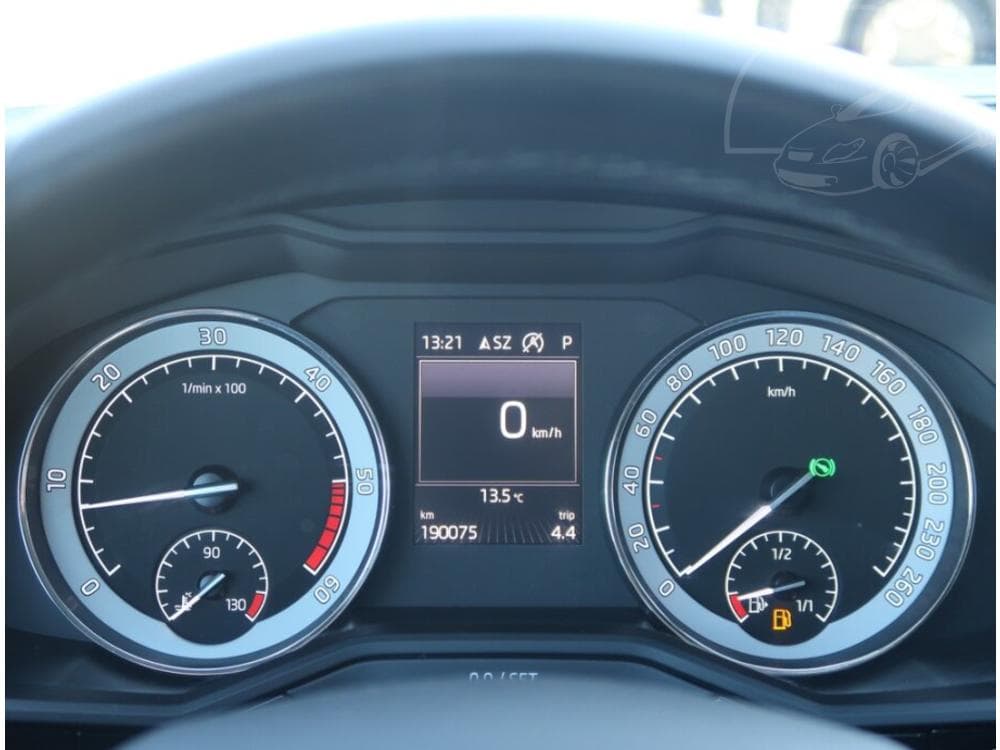2016 Škoda SUPERB - 41