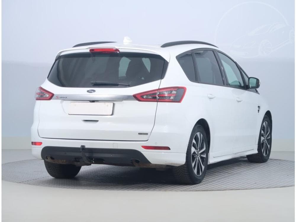 2022 Ford S-MAX - 17
