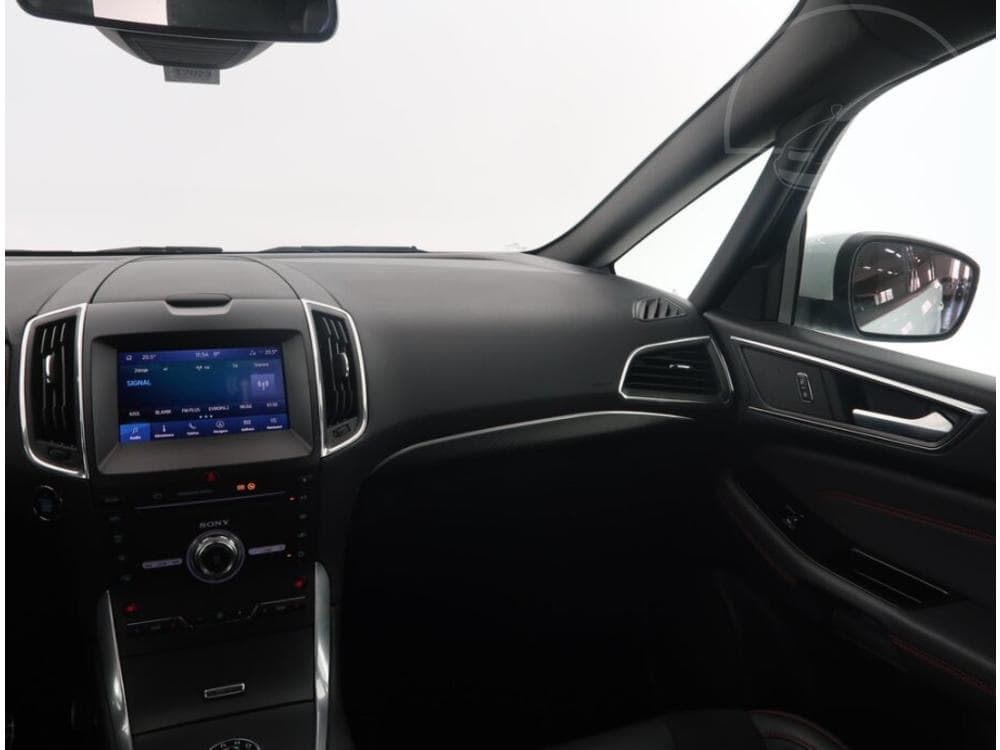 2022 Ford S-MAX - 29