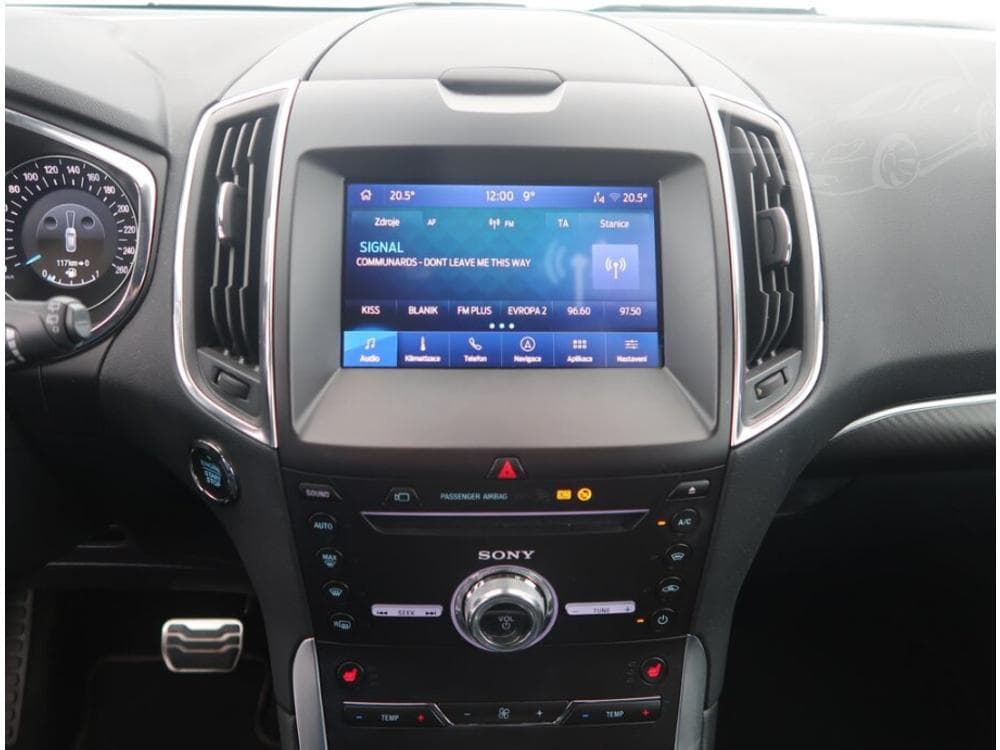 2022 Ford S-MAX - 45