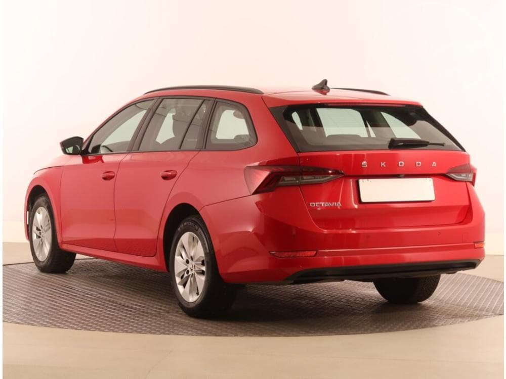 2021 Škoda OCTAVIA - 10