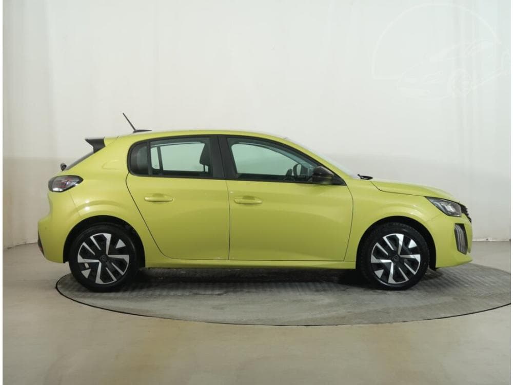 2024 Peugeot 208 - 11