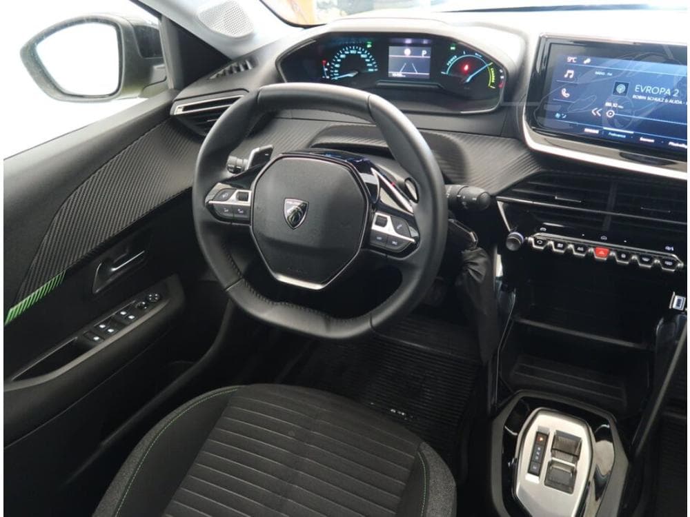 2024 Peugeot 208 - 13