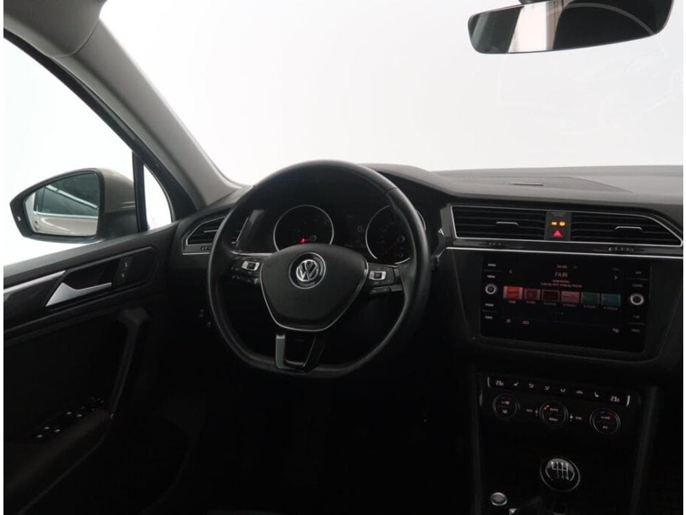 2020 Volkswagen TIGUAN - 19