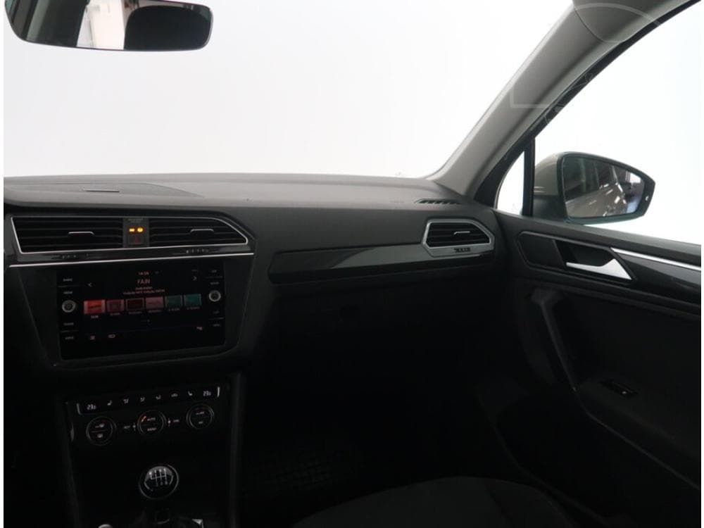 2020 Volkswagen TIGUAN - 22