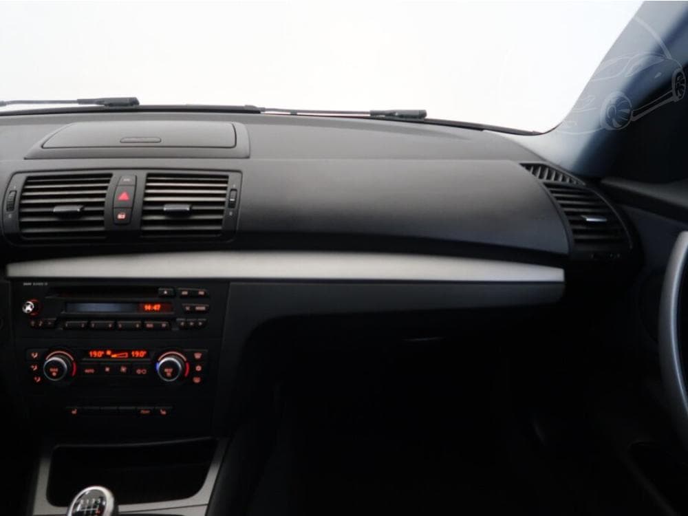 2008 BMW 1-SERIES - 8